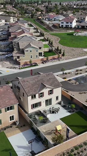 Menifee CA Big Family Layout