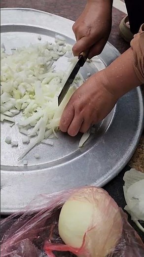 How to properly store and use onions.