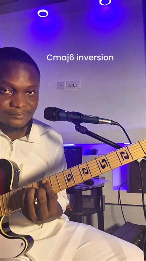 Uku-ubong Ammamah on Instagram: "Cmaj6 inversion #fbreelsfypシ゚viralfbreelsfypシ゚viral #fbreels2025ツ #viralpost2025シ❤️"