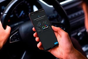 Android Auto inalámbrico o con cable: qué ventajas ofrece cada conexión y cuándo interesa cada uno