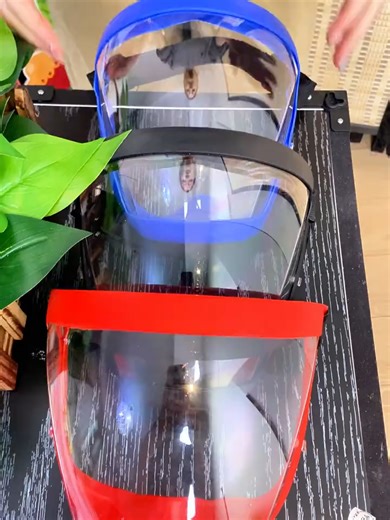 🌟 ¡El protector facial transparente QUE TODOS BUSCAN! Visión perfecta #ProtectorFacial #VisiónClara#fouryou #fyp #tiktokshop