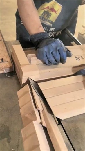 Precision Triangular Wood Cutting