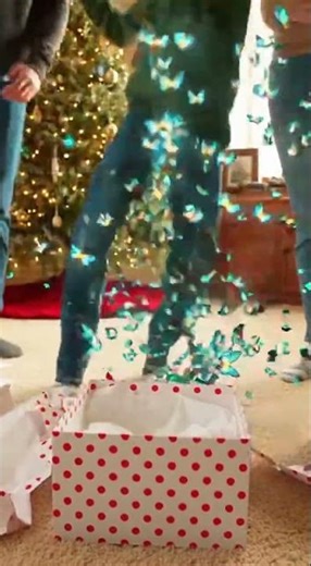 Kid Opens Gift Box 🎁🦋 | Beautiful Butterfly Surprise Inside 😱✨