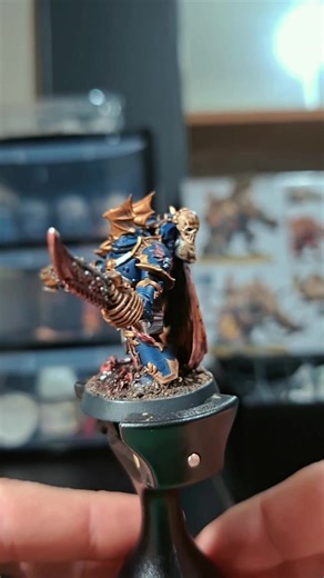Painting a Nasty Skin Cloak for Warhammer 40K