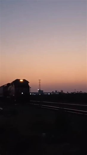 BNSF, CSX y NS en un solo tren!