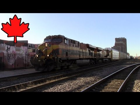 Canadian Pacific [CPKC]: Freight-Trains crossing Old Toronto | Vecindario Junction Triangle