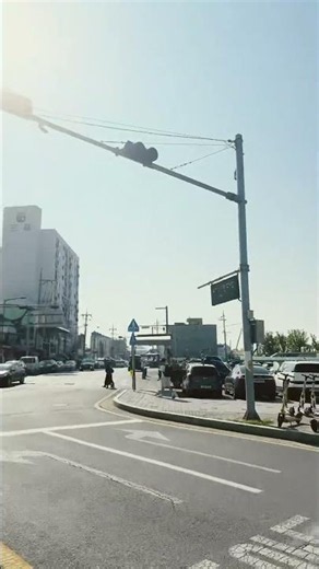 8:41 Taking a picture of Jecheon Station again, hurrying to catch the next train