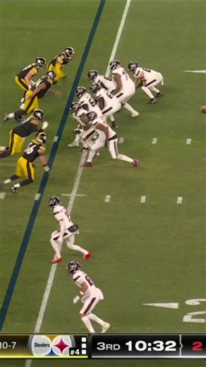 WE could’ve played better than this AMIRITE ?! @Real App #fyp | real playing game