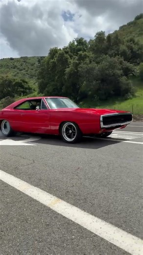 Old Dodge Charger V8 Exhaust Symphony! Ear-Gasm Alert 🔥😵