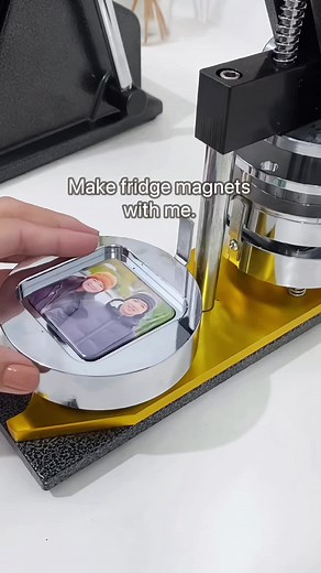 Create Custom Photo Magnets for Your Fridge
