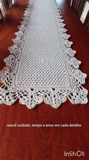 Você usaria esse trilho na sua mesa? 😍💛 Sim🤍 Talvez❌ Prefiro sem ...Me conta aqui nos comentários 👇