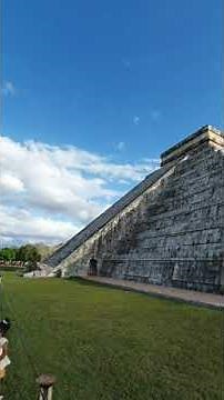 Descenso de la serpiente en Chichen Itzá