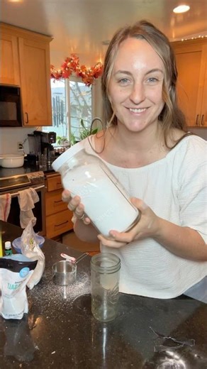 ￼ How to make your own nontoxic homemade laundry detergent with only four ingredients! ￼￼