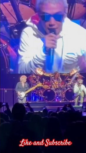 Journey sings ONLY THE YOUNG live