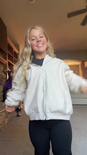 Peanut butter jelly time #dance #easy #1person #phephe | dancing