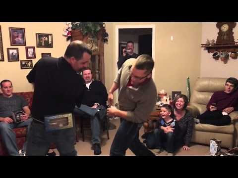 Family Christmas game "Junk In The Trunk"