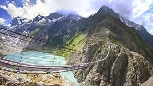 Najnebezpečnejšie turistické atrakcie sveta: Máte na ne žalúdok?