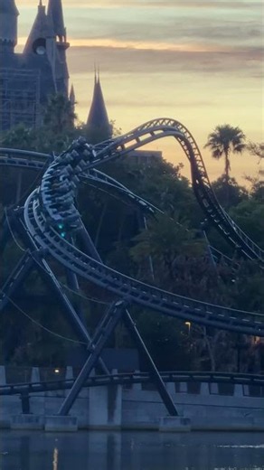 Off-Axis in the Sunset 🌅 | VelociCoaster, Universal Orlando Resort
