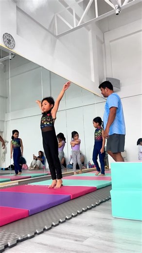 Beast House East on Instagram: "Our Kids Gymnastics program offers both Beginner and Intermediate levels..- designed to build strength, flexibility, and focus while having fun! Enroll now! Thursdays 4pm Saturdays 1pm Sundays 3:30pm REGISTER/BOOK HERE: 🤸‍♂️🏆 https://beasthouseeast.com/class-cards/ https://beasthouseeast.com/book-now/"