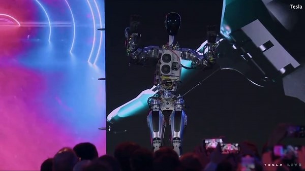 Tesla debuts AI 'Optimus' bot at AI Day 2022.