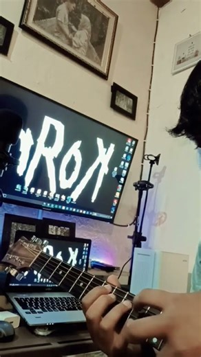 silverstein - smile in your sleep ( intro ) #silverstein #screamo #emosong #acousticcover