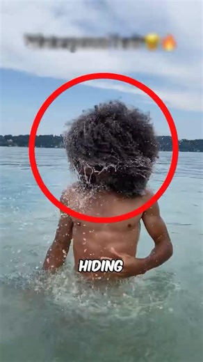 Human Hair Under A MICROSCOPE 😱