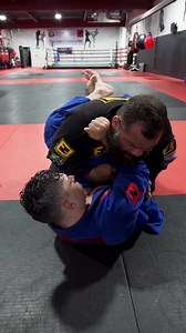 Keep getting choked out? Try this defense from Gabriel Gonzaga next time! . 📷 @train_mccarthy | Gabriel Gonzaga Napao UFC Fighter