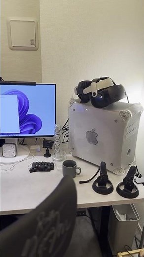 Vintage PowerMac G4 case mod Custom build pc Desk Setup #retropc