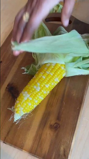 Microwave hack for corn||Simple way to cook corn