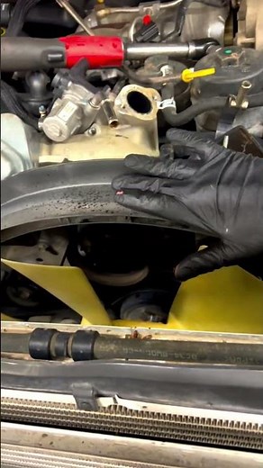 Ford 6.4 PowerStroke Mechanic Tip #shorts