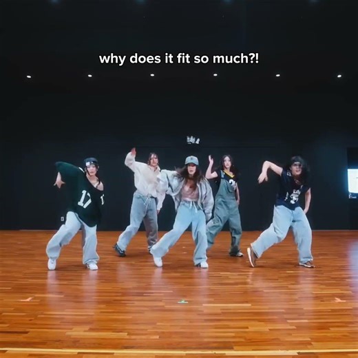 it fits so badly!! #newjeans #trend #njzneverdie