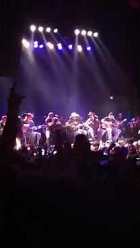 Teaser of Colt Ford, Brantley Gilbert and Jason Aldean Performing "Dirt Road Anthem"