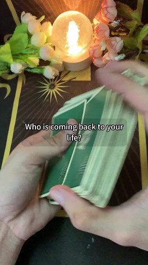 #fyptarot #witchtoktarot #tarot #psychicsoftiktok #tarotreading