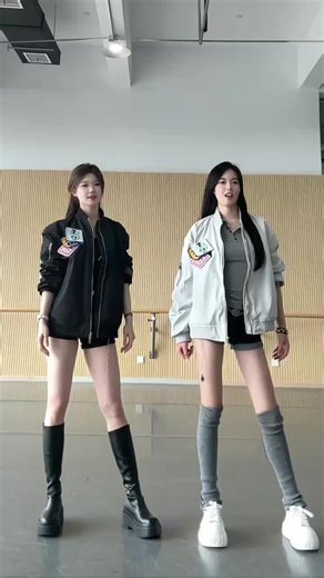 Easy Bass Dance Challenge for TikTok 2023