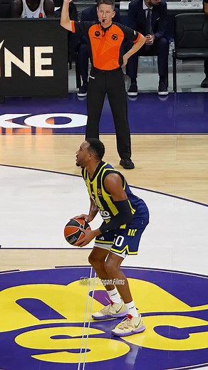 Bonzie Colson! 🏀 #Fenerbahçe | EuroStep