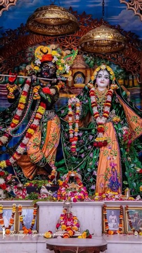 👉 “Radha Krishna Status Video | Heart Touching Bhakti 2025” #trendingshorts