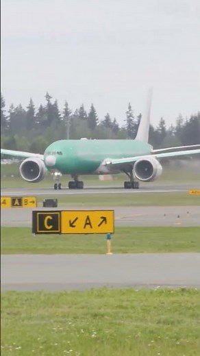 Lufthansa’s First Boeing 777-9 Takes Flight Ahead of Certification Tests