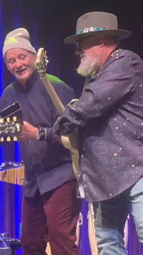 Bill Murray & Jimmy Vivino Rock a Blues Jam Live on Stage
