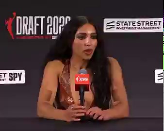 man she is a goddess 😮‍💨😮‍💨