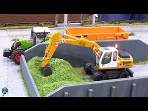 RC Excavator Revell Liebherr 900 modification - Siku Control 32 Parcours