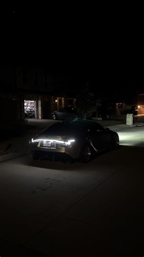 Lexus IS350 Taillights: Innovative Design Features