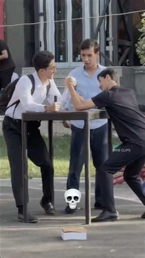 ARM wrestler PRANK😂||MRB￼