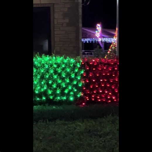 It's beginning to look like Christmas in Gridley! Thank you to all that took time to make the park and Main Street look beautiful! Come see for yourself. It will be worth the drive! | Gridley, Kansas