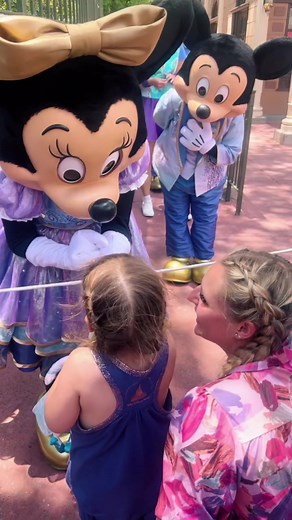 Magical Moments at Disney World: A Heartwarming Experience