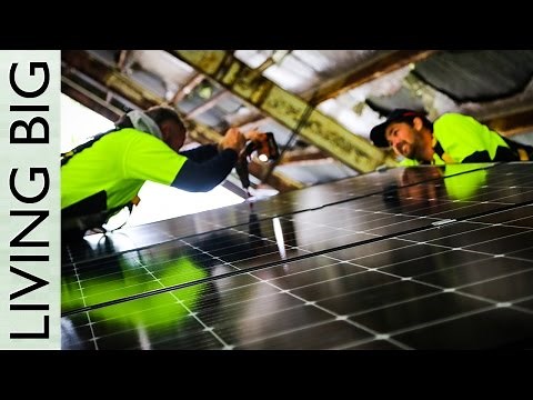 Tiny House Solar Panel Install