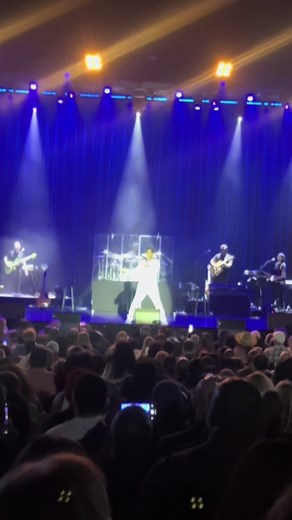 Isley Brothers & Boyz II Men: A Night to Remember