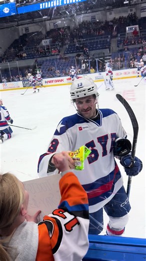 Experience the Excitement of Syracuse Crunch Hockey!