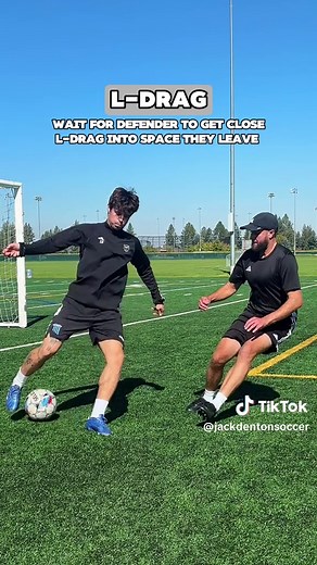 Master 5 Essential Soccer Turns Like Pedri