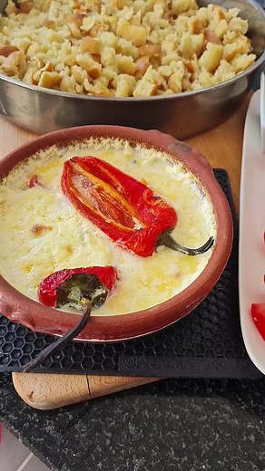 Delicious Traditional Bread Pudding Recipe in Clay Bowl