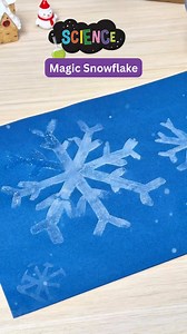 A fun, hands-on activity to explore art science with your little artists this weekend - ❄️ Salt Painting Snowflakes ❄️ The Science Behind Salt Painting ❄️ When you dissolve salt in hot water, the water carries tiny salt particles. As you paint and the water dries, the water evaporates, leaving the salt crystals behind. These crystals catch the light and sparkle, making your snowflake “magically” appear! ✨ It’s a fun way to see how water evaporates and how crystals form—all while making beautiful